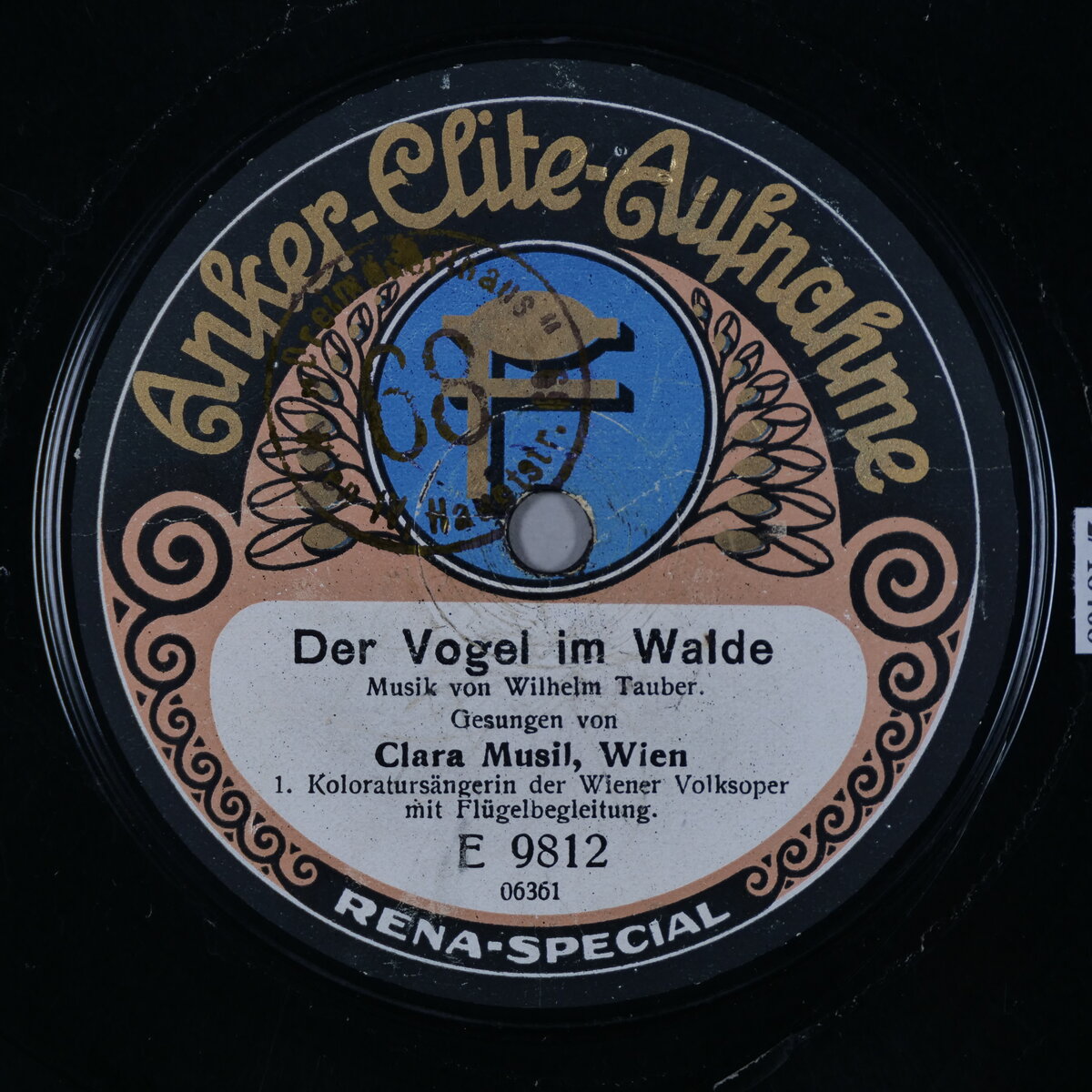 Der Vogel im Walde