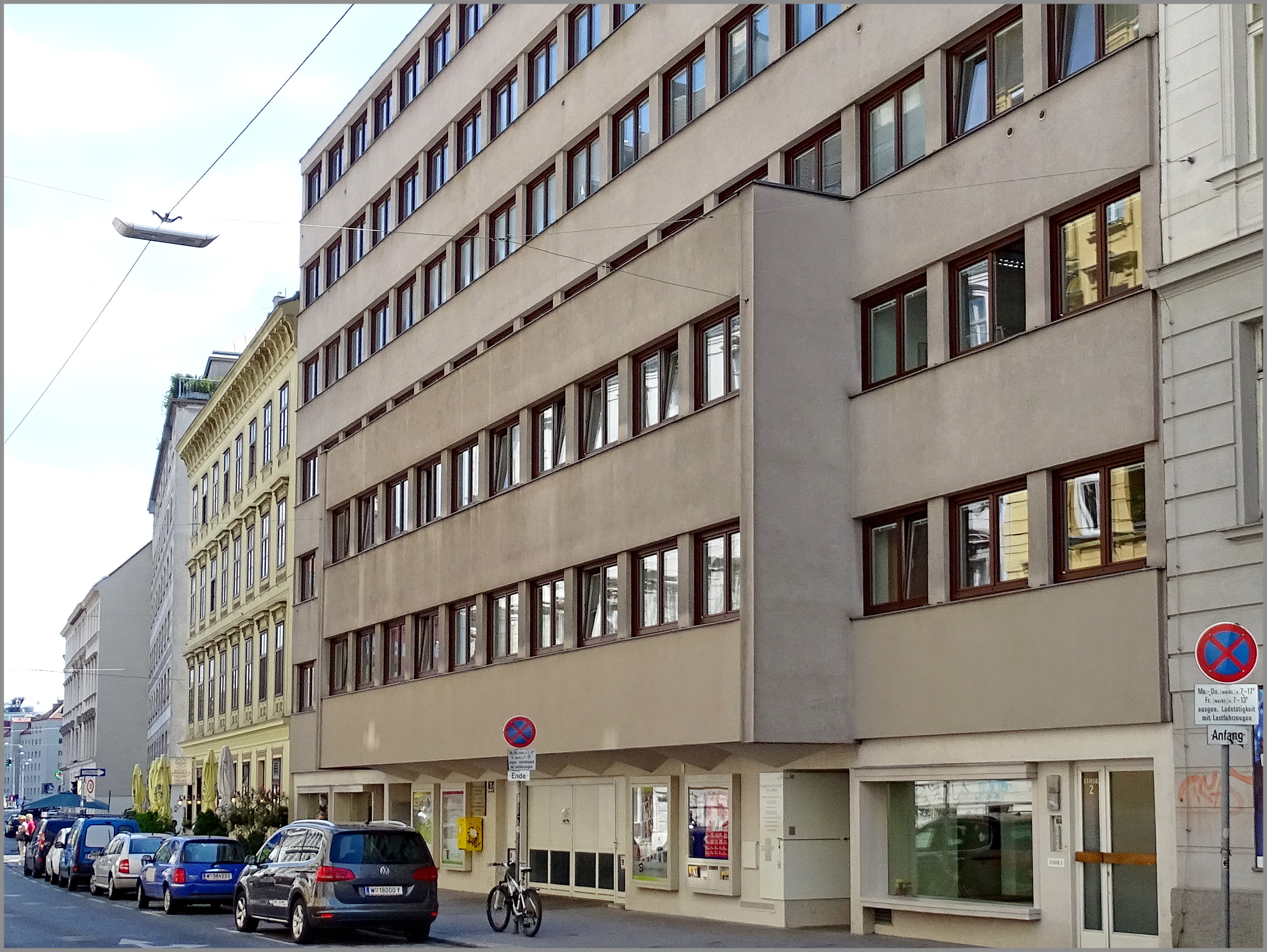Hamburgerstraße 3, ehemaliges "Waisenhauses in der Wienstraße". Bild: CC BY-SA 3.0 AT. Österreichische Mediathek 2015.
