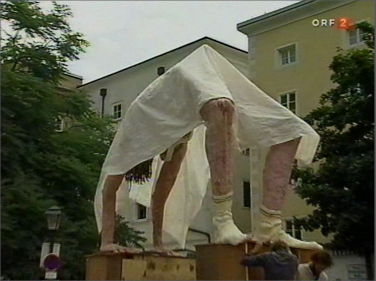 Erregung in Salzburg [Ausschnitt]